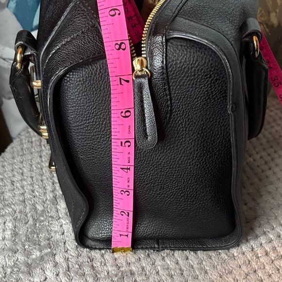 Aldo Black Leather Bag with Gold Hardware - Picture 8 of 10